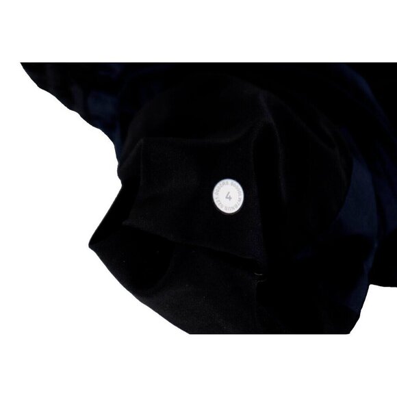 Lululemon Women's Size US4 True Navy Black Evergreen High Rise Short 4.5" Inseam - Picture 7 of 8